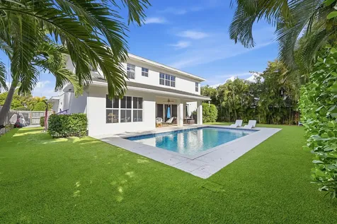 2840 NE 22nd Avenue Lighthouse Point FL 33064