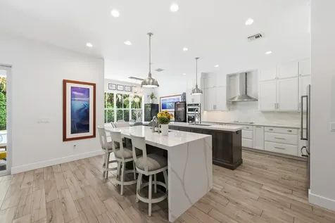 2840 NE 22nd Avenue Lighthouse Point FL 33064