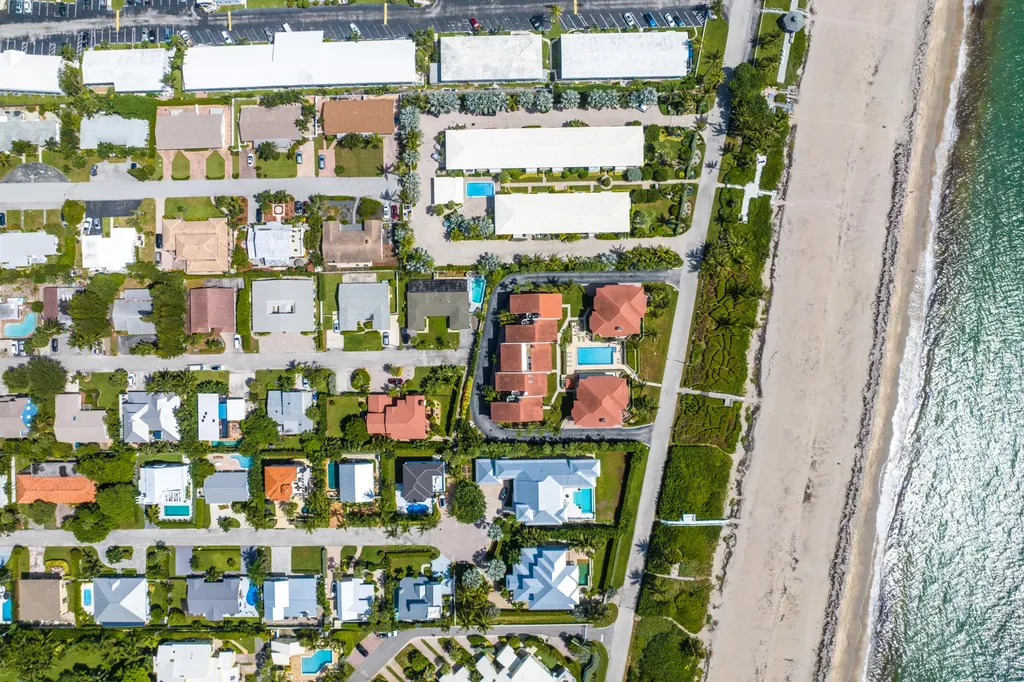 11 Sailfish Lane Ocean Ridge FL 33435