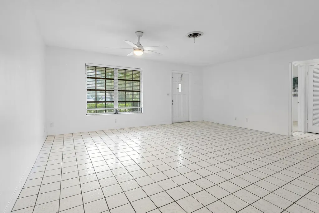 11 Sailfish Lane Ocean Ridge FL 33435