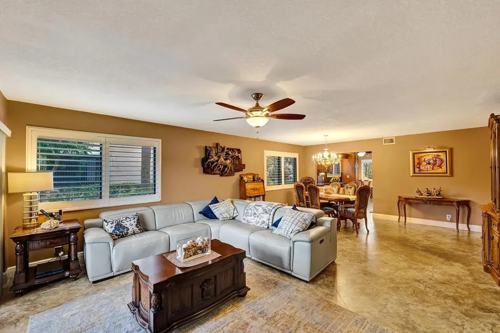 2210 SW 92nd Terrace Davie FL 33324
