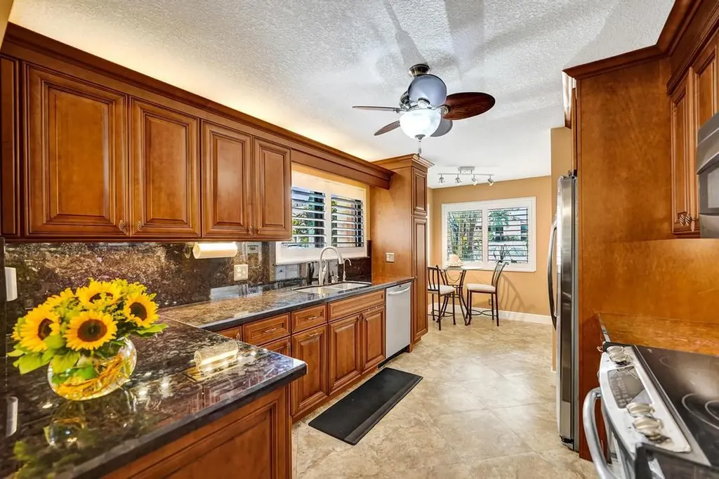 2210 SW 92nd Terrace Davie FL 33324