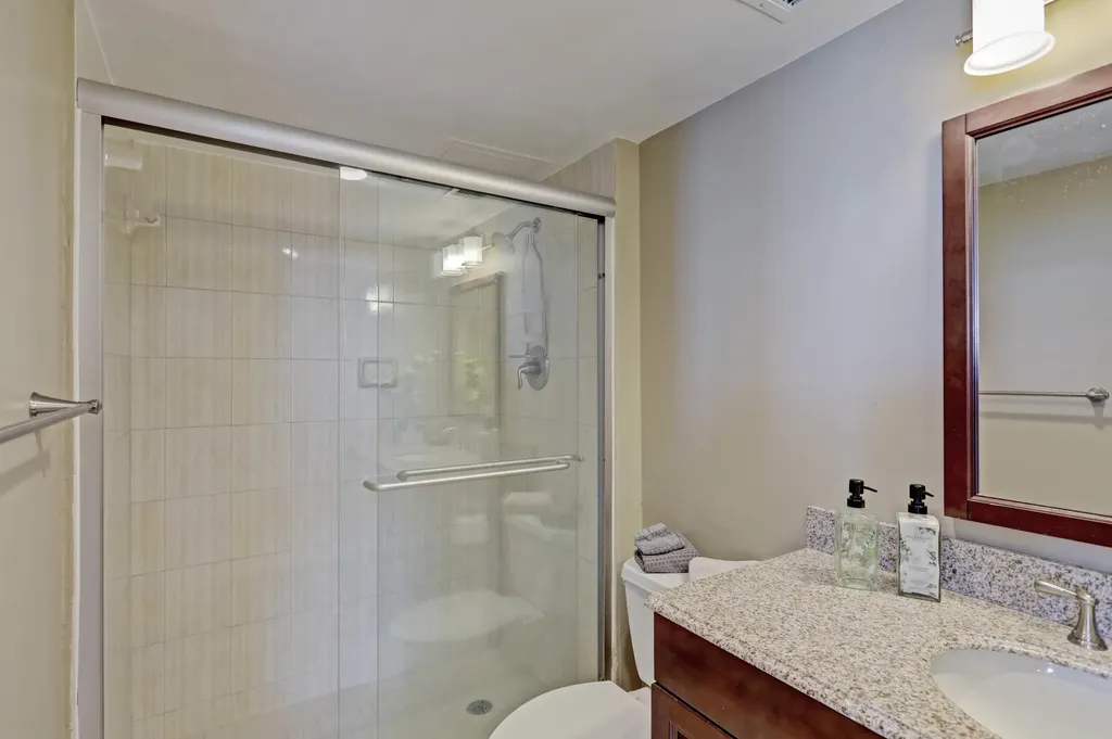 1820 New Palm Way Boynton Beach FL 33435