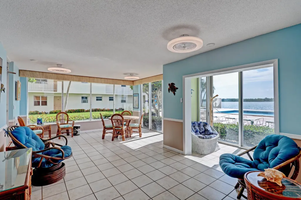 1820 New Palm Way Boynton Beach FL 33435