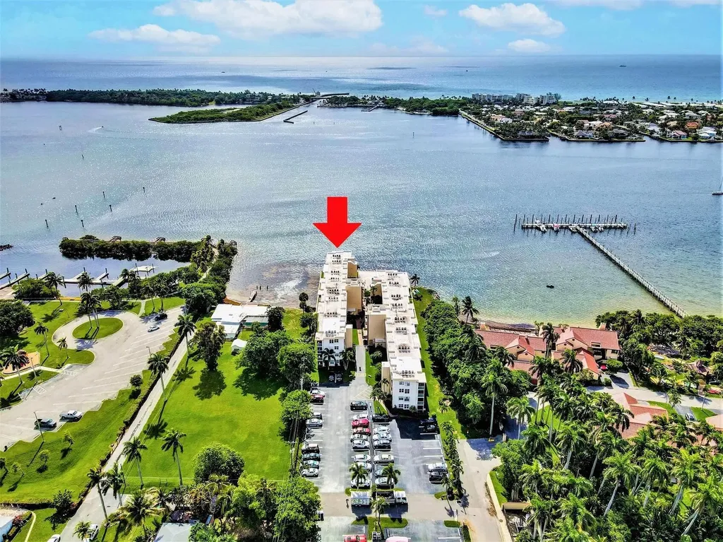 1820 New Palm Way Boynton Beach FL 33435