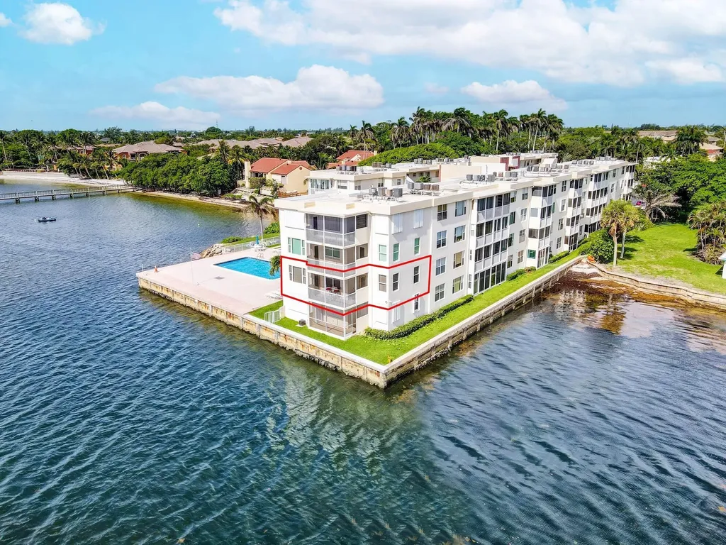 1820 New Palm Way Boynton Beach FL 33435