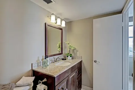 1820 New Palm Way Boynton Beach FL 33435