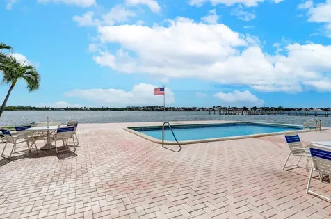 1820 New Palm Way Boynton Beach FL 33435