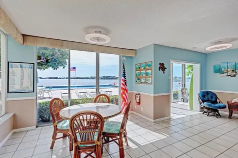 1820 New Palm Way Boynton Beach FL 33435