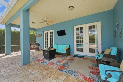 561 SW Prater Avenue Port St Lucie FL 34953