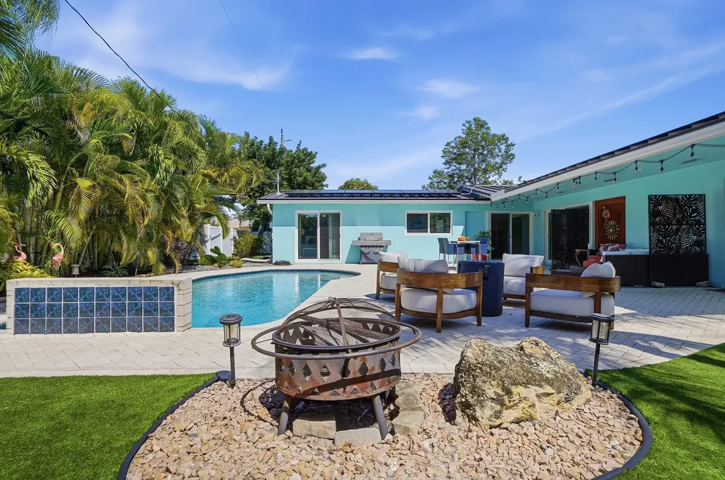 1811 NE 57th Street Fort Lauderdale FL 33308
