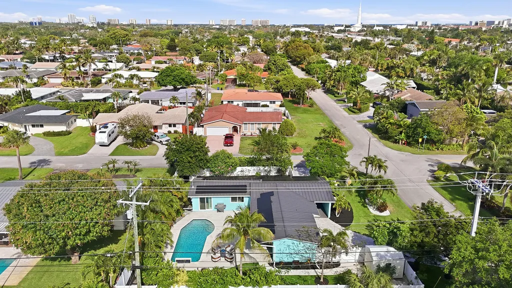1811 NE 57th Street Fort Lauderdale FL 33308