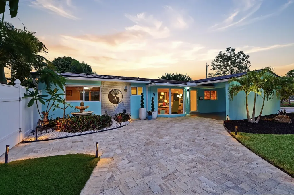 1811 NE 57th Street Fort Lauderdale FL 33308