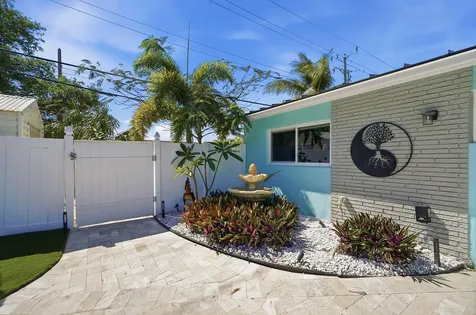 1811 NE 57th Street Fort Lauderdale FL 33308