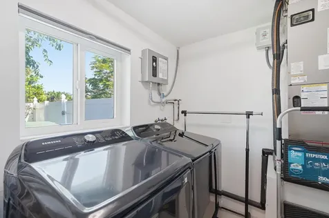 1811 NE 57th Street Fort Lauderdale FL 33308