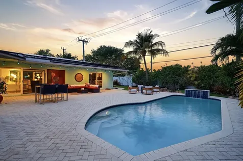 1811 NE 57th Street Fort Lauderdale FL 33308