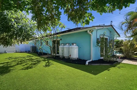 1811 NE 57th Street Fort Lauderdale FL 33308