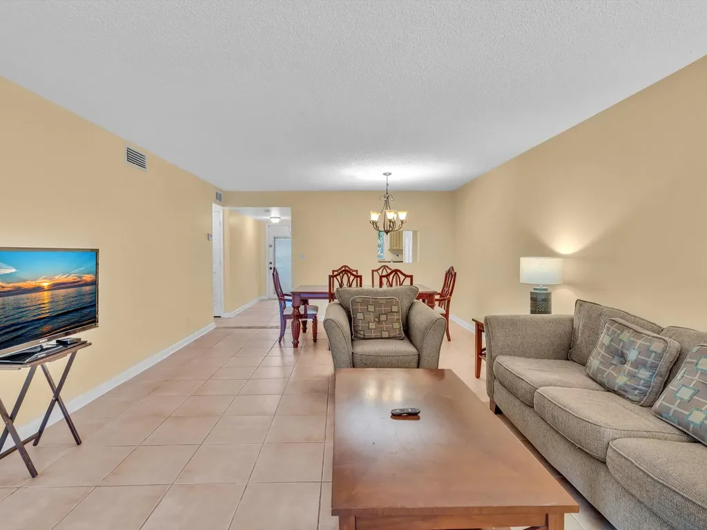 9301 Sunrise Lakes Boulevard Sunrise FL 33322