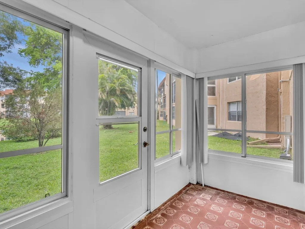 9301 Sunrise Lakes Boulevard Sunrise FL 33322