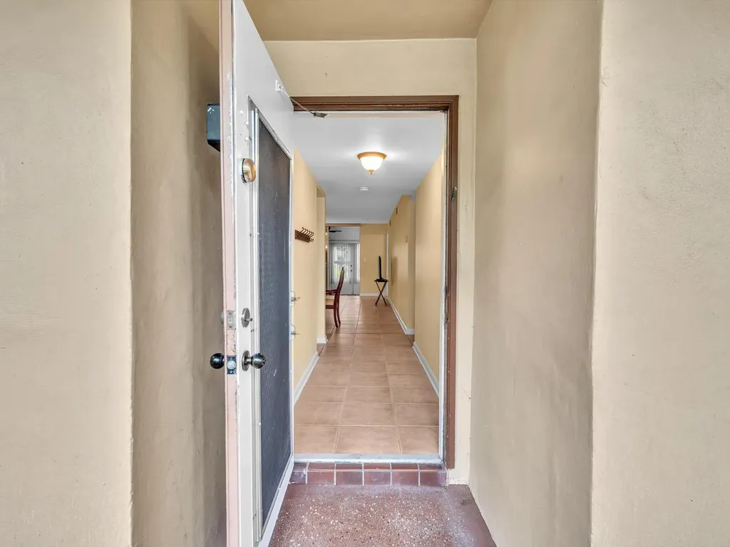 9301 Sunrise Lakes Boulevard Sunrise FL 33322