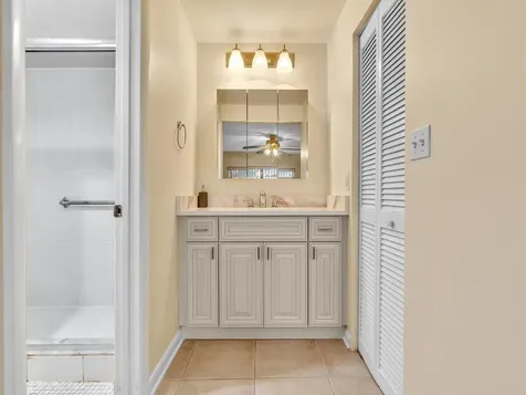 9301 Sunrise Lakes Boulevard Sunrise FL 33322