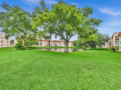 9301 Sunrise Lakes Boulevard Sunrise FL 33322