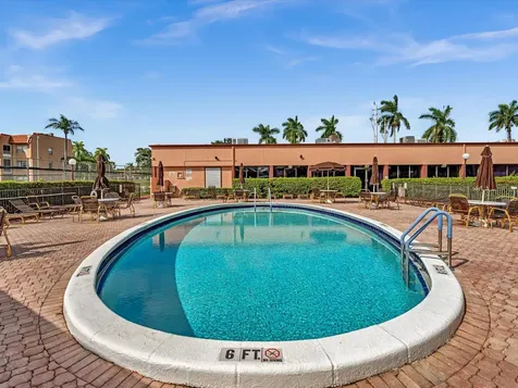 9301 Sunrise Lakes Boulevard Sunrise FL 33322