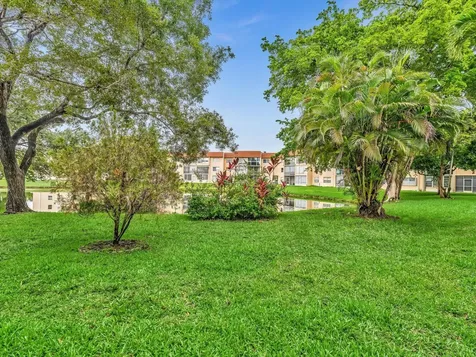 9301 Sunrise Lakes Boulevard Sunrise FL 33322