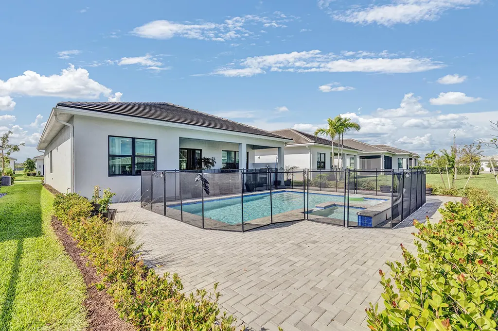 15647 Merritt Drive Westlake FL 33470