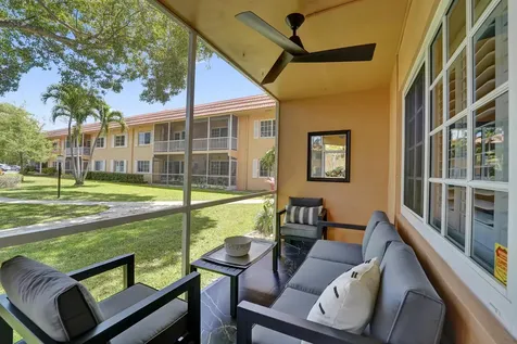 1930 NE 2nd Avenue Wilton Manors FL 33305