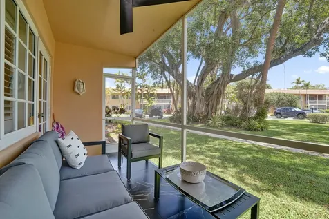 1930 NE 2nd Avenue Wilton Manors FL 33305