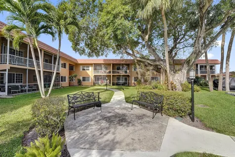 1930 NE 2nd Avenue Wilton Manors FL 33305