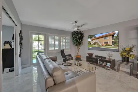 1930 NE 2nd Avenue Wilton Manors FL 33305