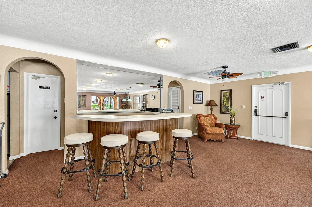 101 E Mcnab Road Pompano Beach FL 33060