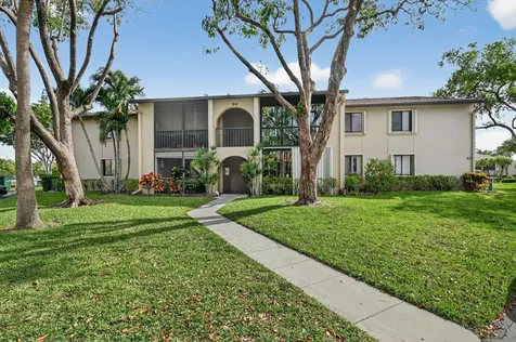 511 Shady Pine Way Greenacres FL 33415