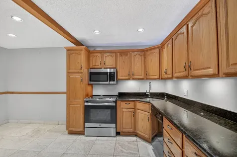 511 Shady Pine Way Greenacres FL 33415