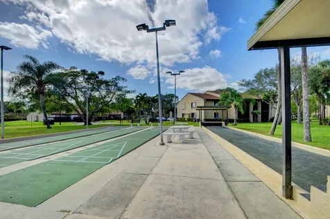 511 Shady Pine Way Greenacres FL 33415