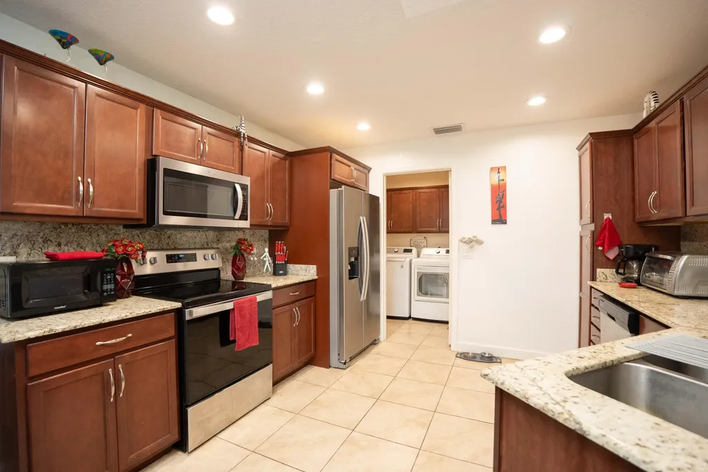 67 El Camino Real Port St Lucie FL 34952