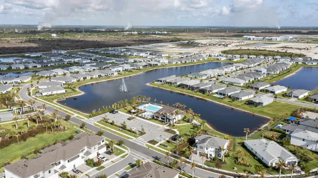 14075 SW Thorens Drive Port St Lucie FL 34987