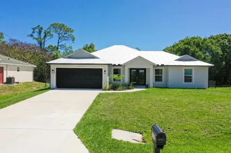 5302 Seagrape Drive Fort Pierce FL 34982