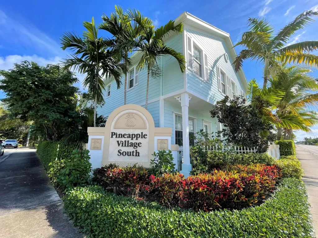 902 S Federal Highway Lake Worth Beach FL 33460