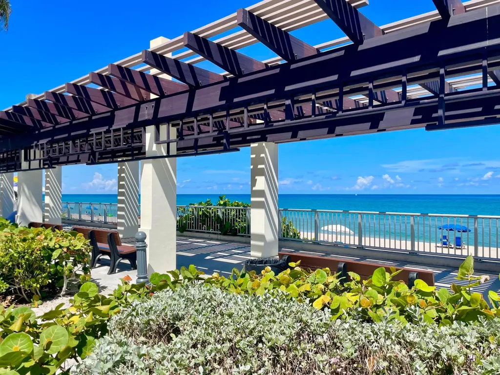 902 S Federal Highway Lake Worth Beach FL 33460