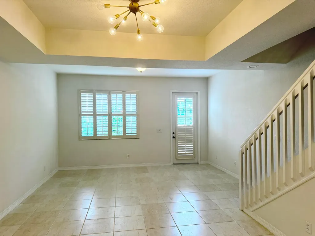 902 S Federal Highway Lake Worth Beach FL 33460
