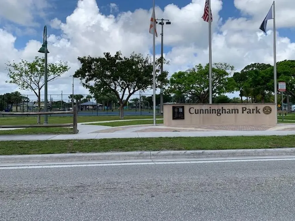 2840 Avenue S West Palm Beach FL 33404