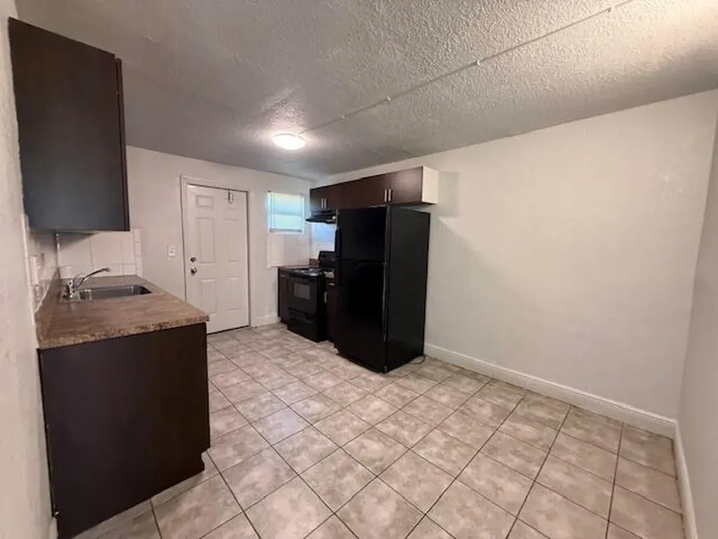 2840 Avenue S West Palm Beach FL 33404