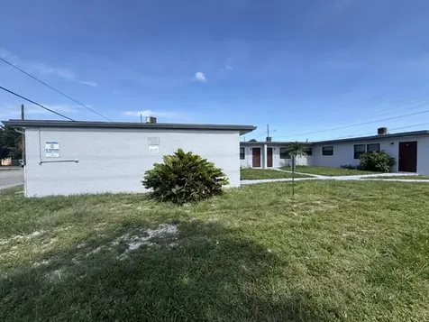 2840 Avenue S West Palm Beach FL 33404