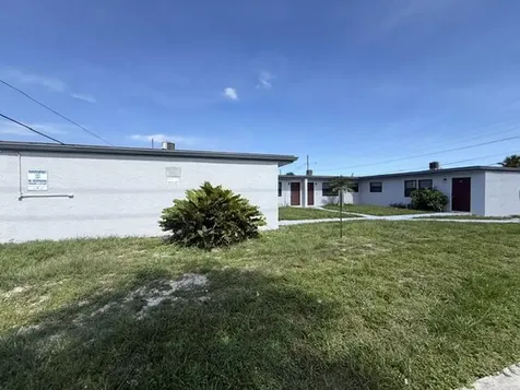 2840 Avenue S West Palm Beach FL 33404