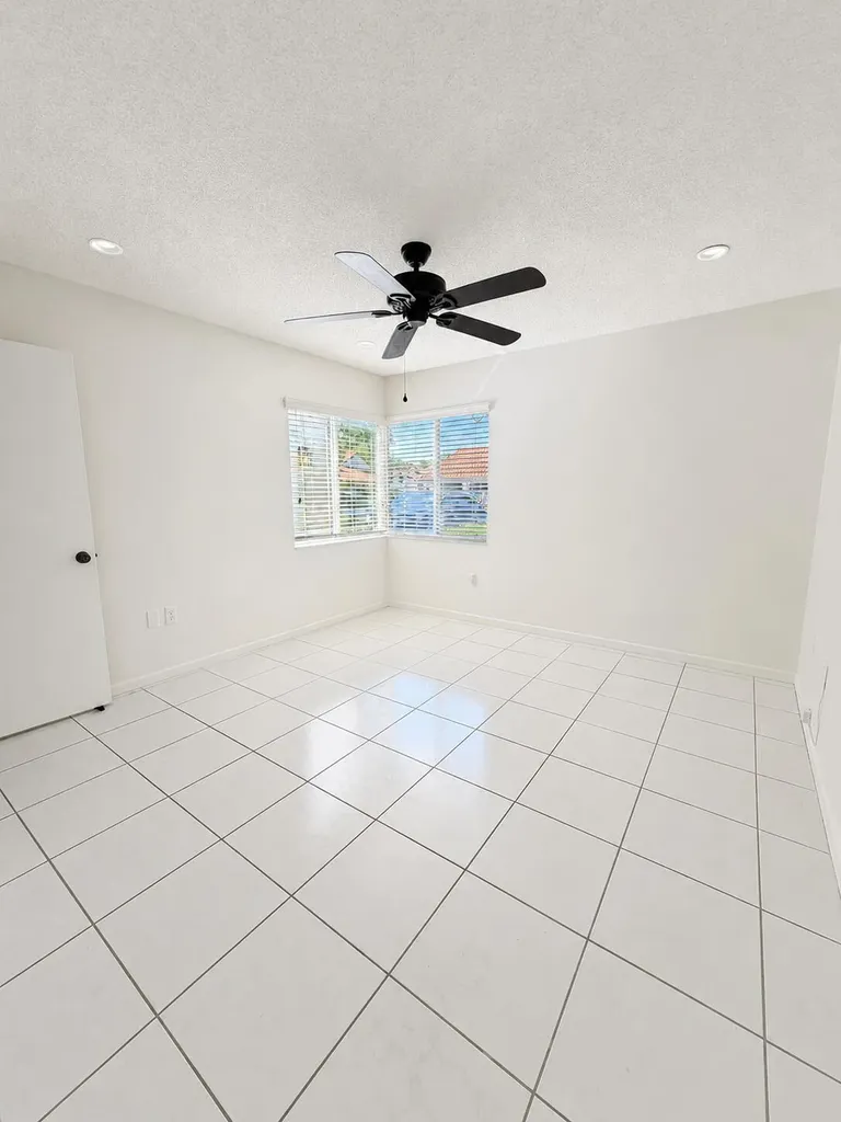 6356 Pointe Pleasant Circle Delray Beach FL 33484