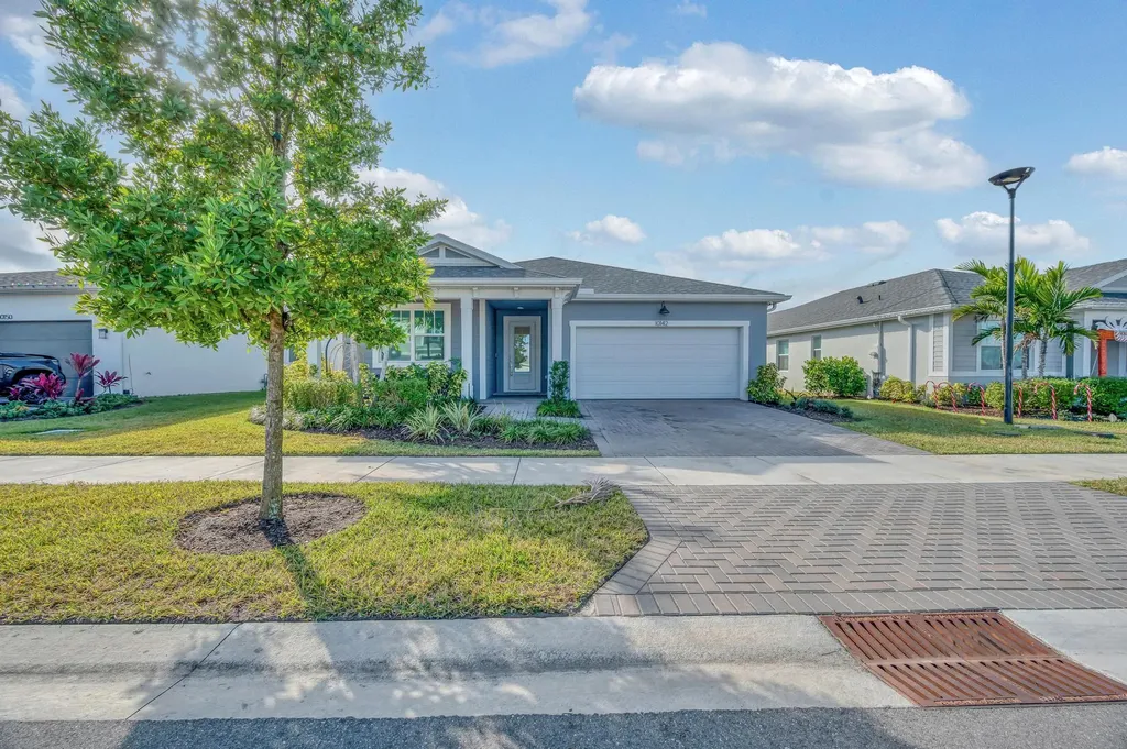 10142 SW Orana Drive Port St Lucie FL 34987