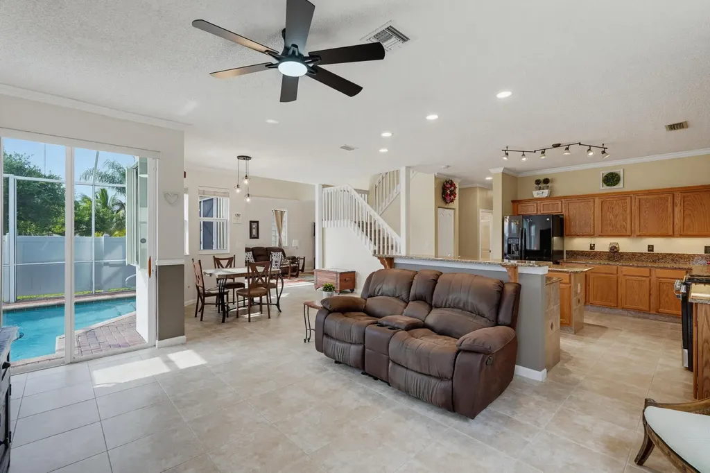 5690 Saddle Trail Lane Lake Worth FL 33449